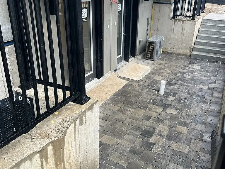 25 Palace St #P35 — Photo 16