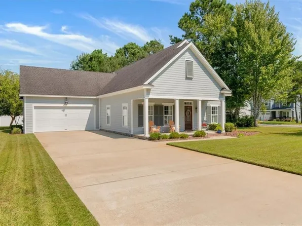 14 Clearwater Cir, Brunswick, GA 31523