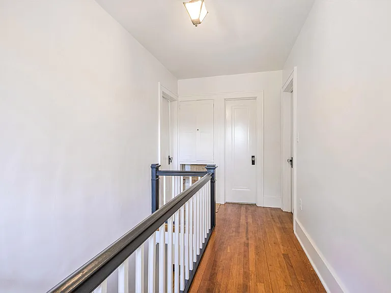 349 College Ave SE — Photo 14