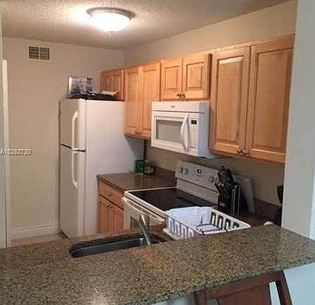 3rd image of 10749 Cleary Blvd APT 202