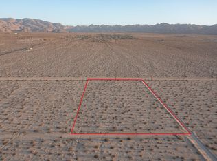 5665 Indian Cove Rd, Twentynine Palms, CA 92277