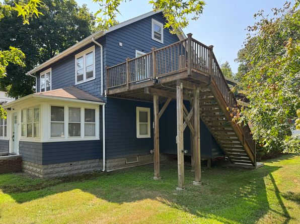 49 Mountain Ave #3