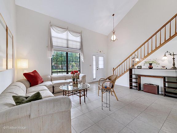 3rd image of 340 Arquilla Ct