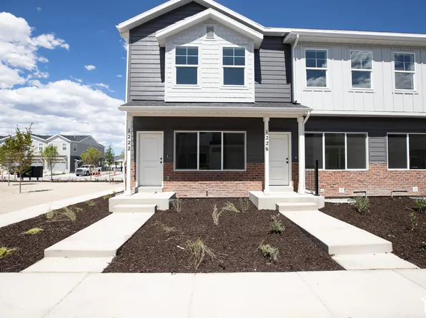1226 E Goldie Lou Ln Unit 67, Eagle Mountain, UT 84005