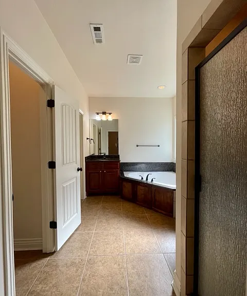 4502 Swinton Dr — Photo 17
