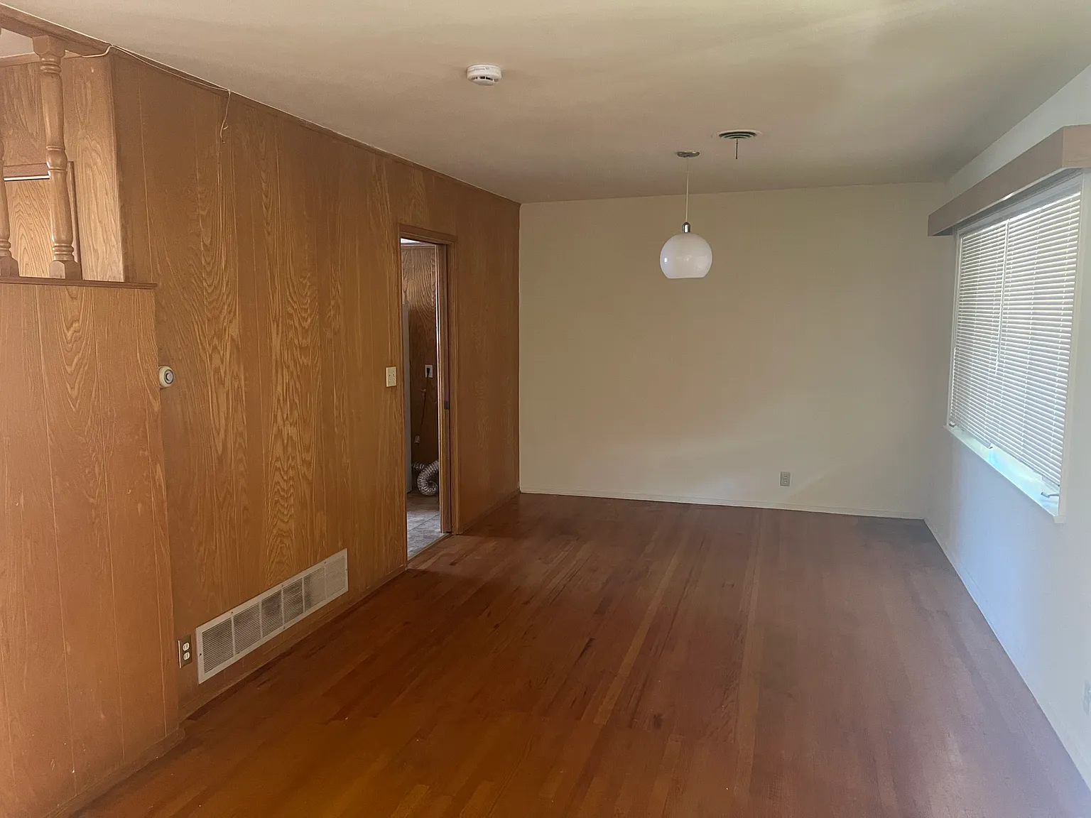 2 bed, $2,400 — Photo 4