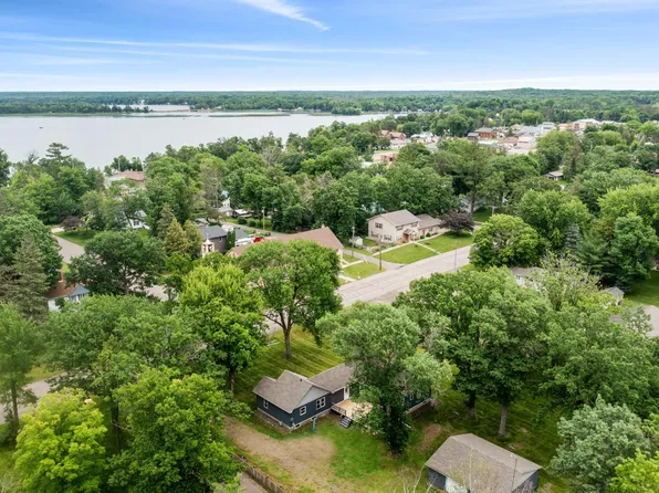 885 Isle St W, Isle, MN 56342