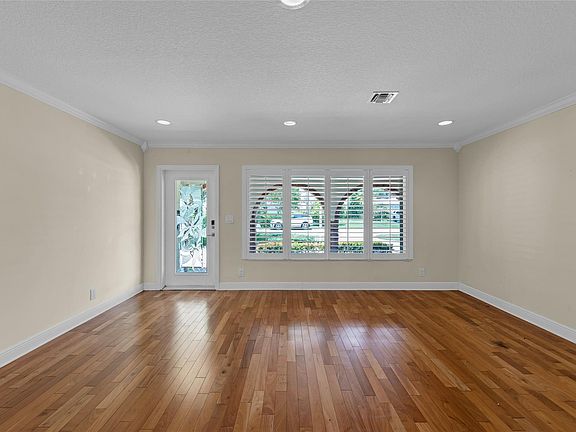5th image of 2141 NE 52nd Street