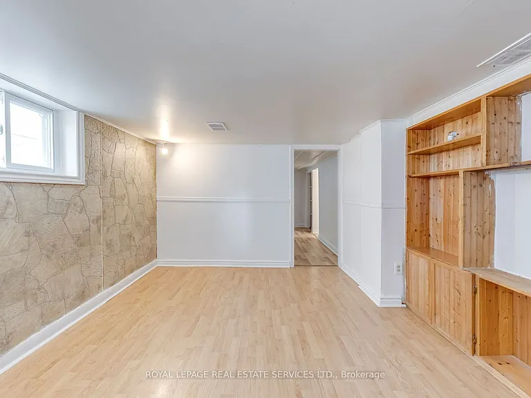 75 Elma St — Photo 20