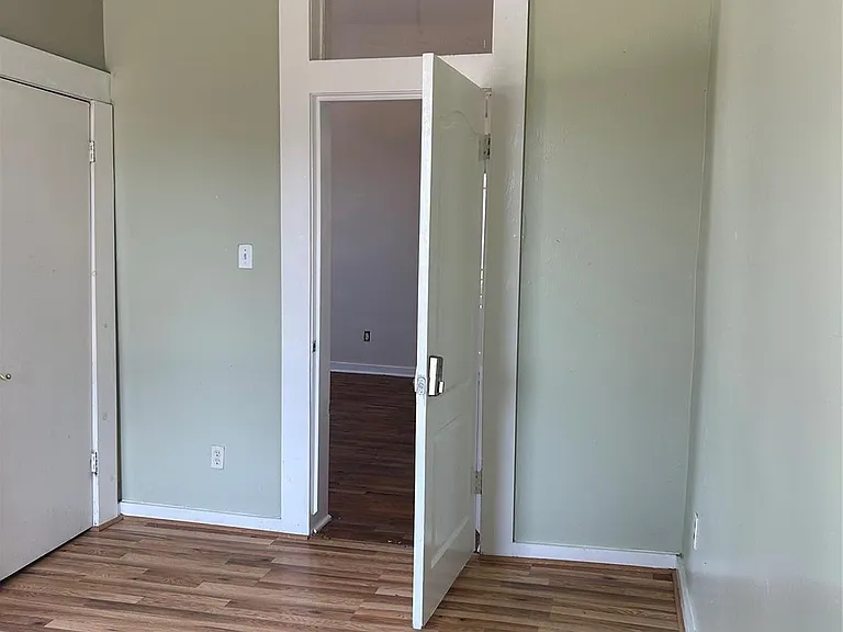 1622 Pannell St — Photo 9