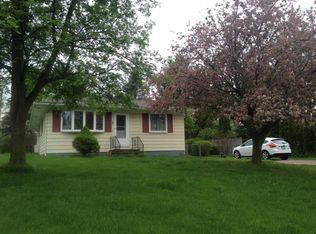 9605 Yale Ave, Clarkston, MI 48348