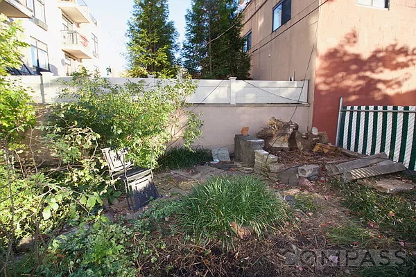 Rented by Compass | media 26