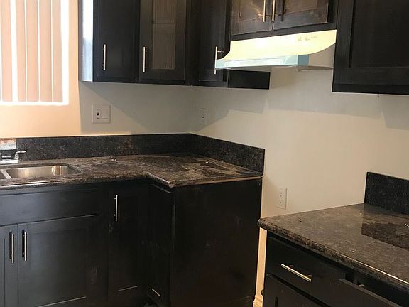 5th image of 1026 W 97th St