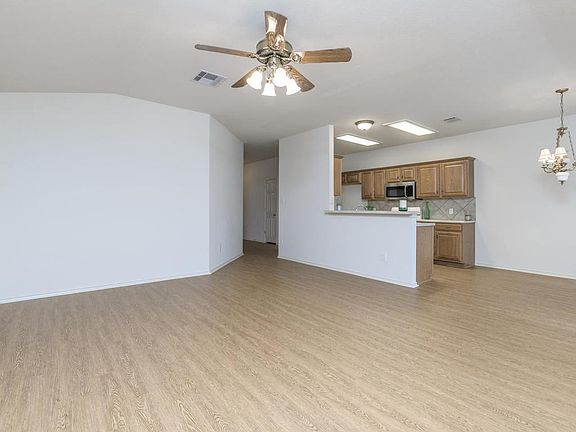 5th image of 3403 Campanella Dr