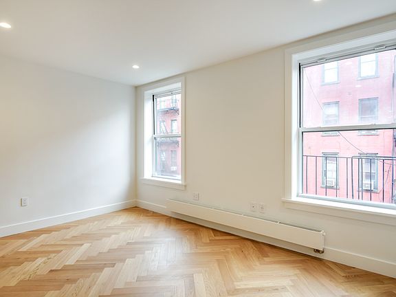3rd image of 373 Washington Ave #2B