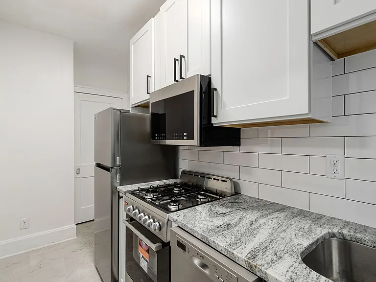 307 S 17th Ave — Photo 17