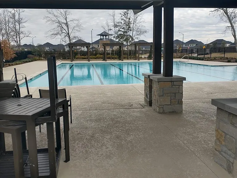 8034 Royal Palm Dr — Photo 11