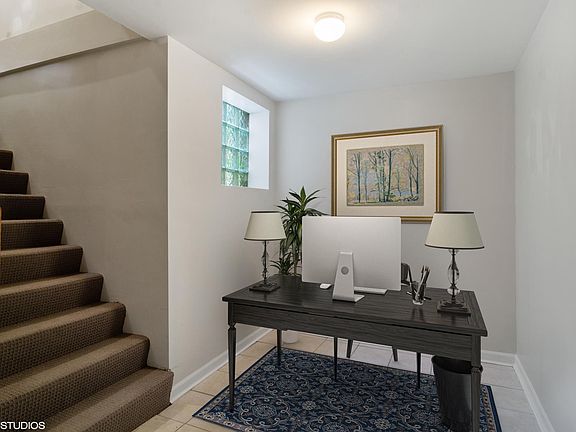 5th image of 4913 N Damen Ave #1