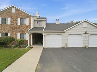 1913 David Dr, Chesterton, IN 46304