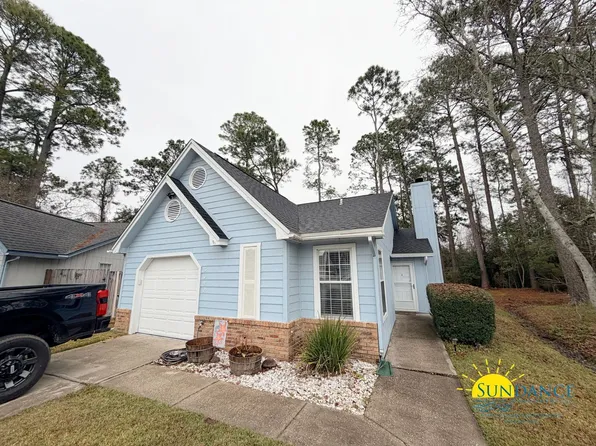 3042 Yorktown Cir, Fort Walton Beach, FL 32547