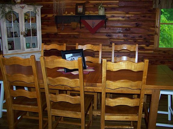 4th image of 3840 S County Road 475 E