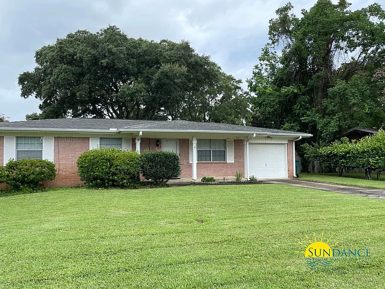 11 Oak Ln — Photo 19