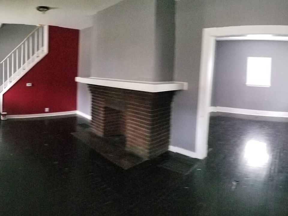 1st image of 3917 E 3rd St