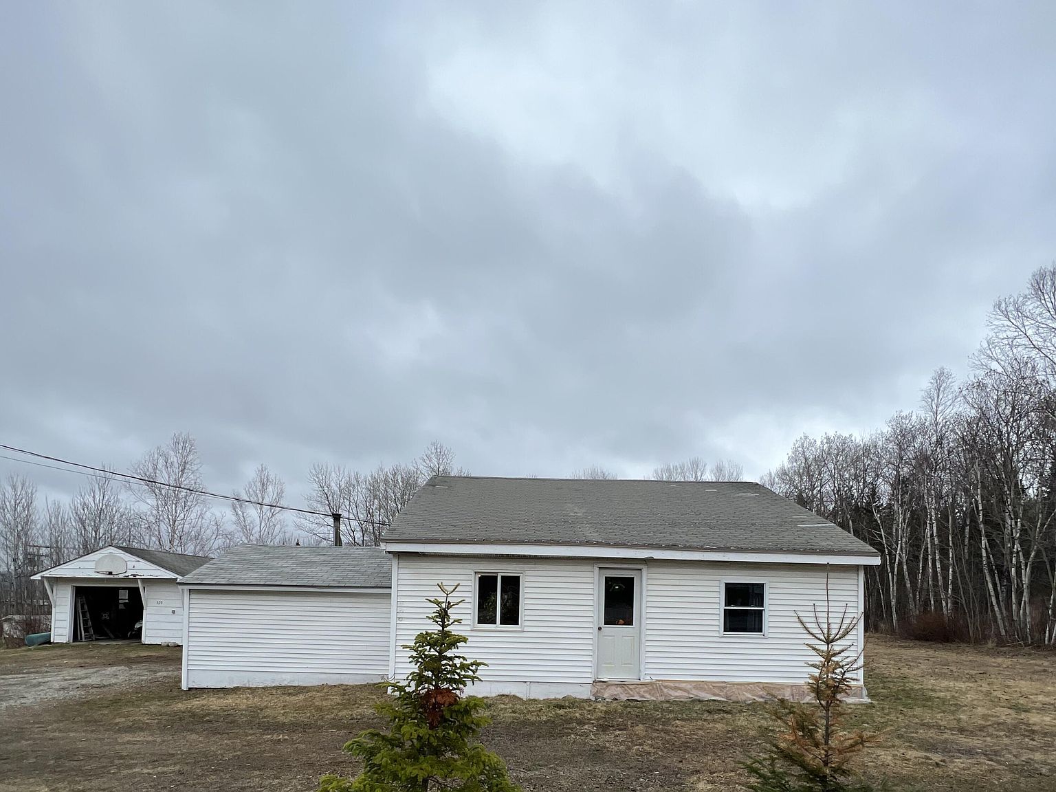 329 Main Street, Jackman, ME 04945 Zillow