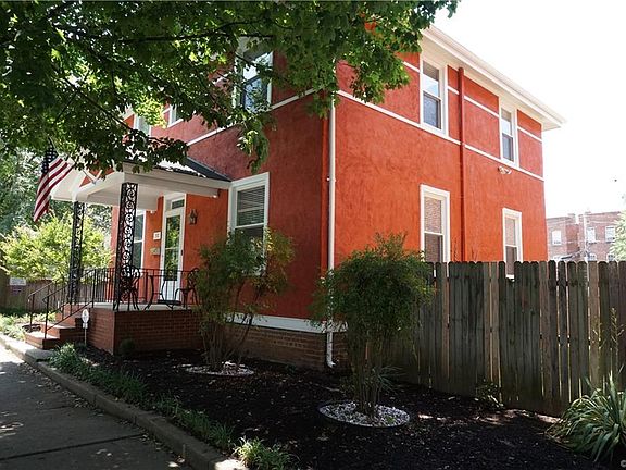 2nd image of 202 N Mulberry St