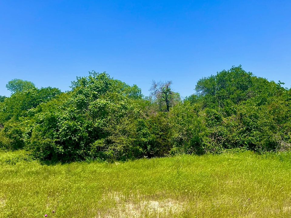 1st image of 48 Sarra Ln