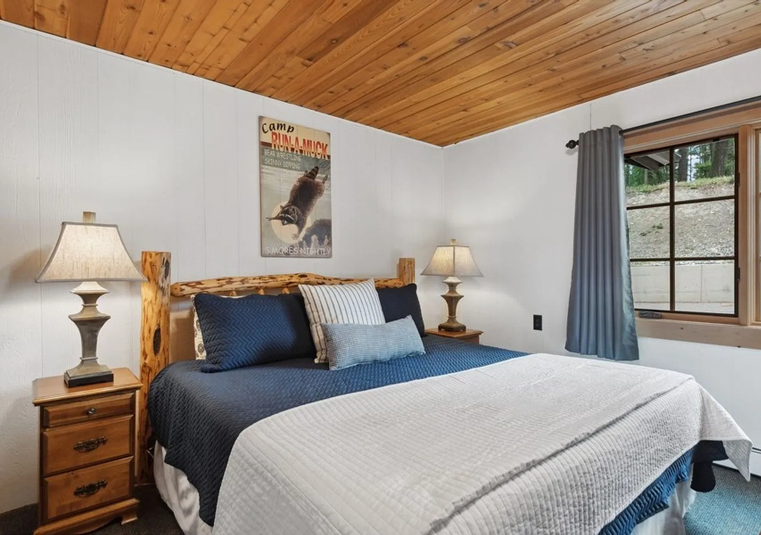 1 Bedroom, 1 Bath Condo on Whitefish Lake — Photo 1