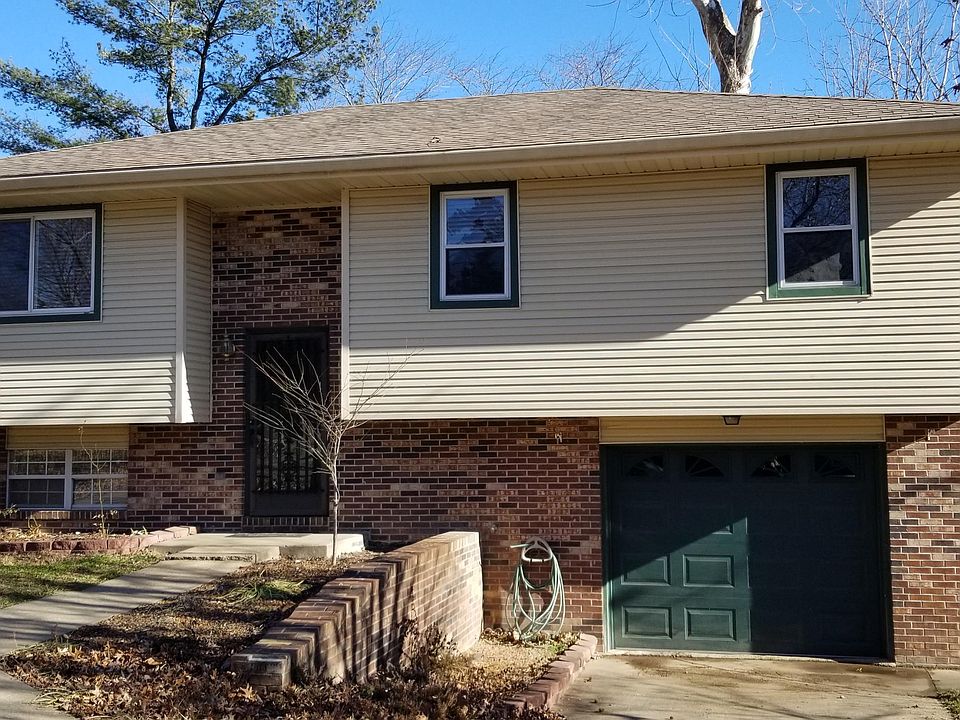 1st image of 1611 N Brooks Ct