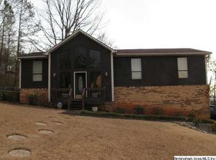 8504 Cedarbark Cir, Birmingham, AL 35206