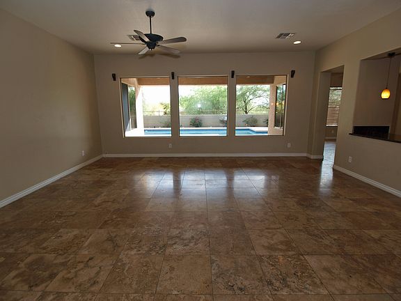 5th image of 3027 W Steinbeck Ct