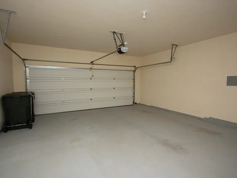 6604 Rutherford Rd — Photo 11