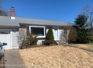 214 Pennsylvania Ave, Pine Beach, NJ 08741
