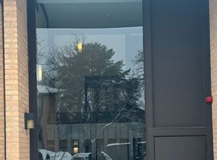 (Undisclosed Address), Willowbrook, IL 60527