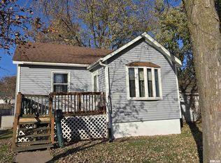 1216 9th Ave S, Clinton, IA 52732