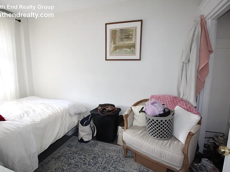 672 Massachusetts Ave #4 — Photo 6