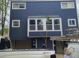208 Hanover Pl APT 2, Lawrence, KS 66044