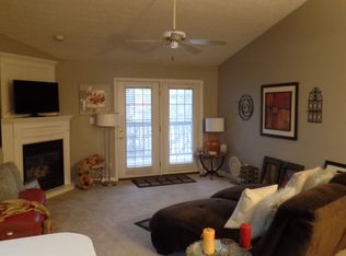 1103 Powerhouse Ln UNIT 203, Louisville, KY 40242