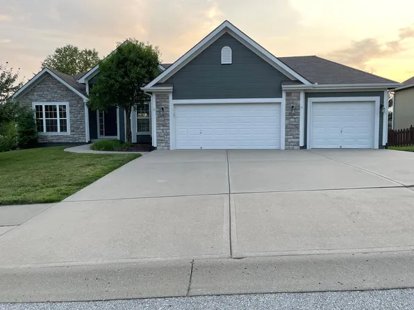 13920 Wagon Pass Ct, Platte City, MO 64079