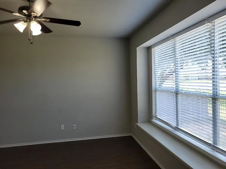 10973 Hawks Landing Rd — Photo 14