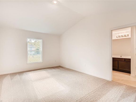4th image of 841 Lochman Dr