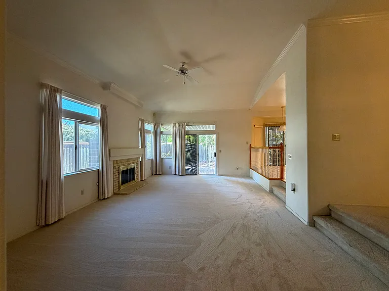 625 Fox Hollow Way — Photo 7