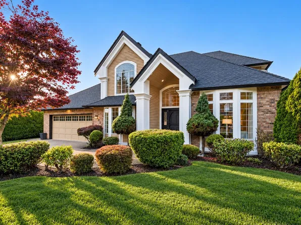 13739 58th Ave, Surrey, BC V3X 3J1