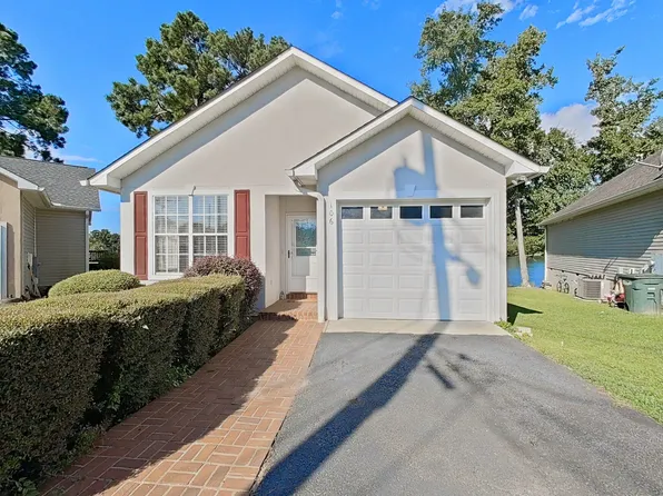 106 Charity Cv, Thomasville, GA 31757