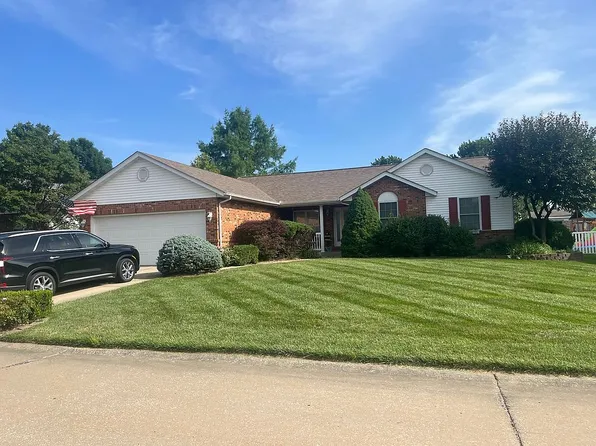 624 Hartman Ln, Waterloo, IL 62298