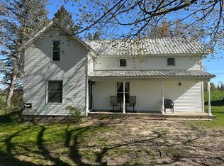 5342 E Fountain Rd, Fountain, MI 49410