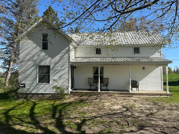 5342 E Fountain Rd, Fountain, MI 49410